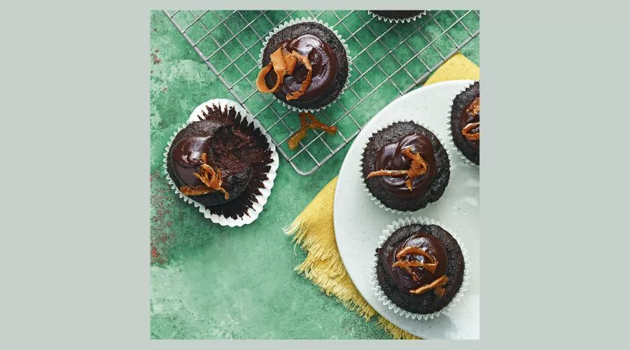 Carrot and Chocolate Muffins with Candied Peel