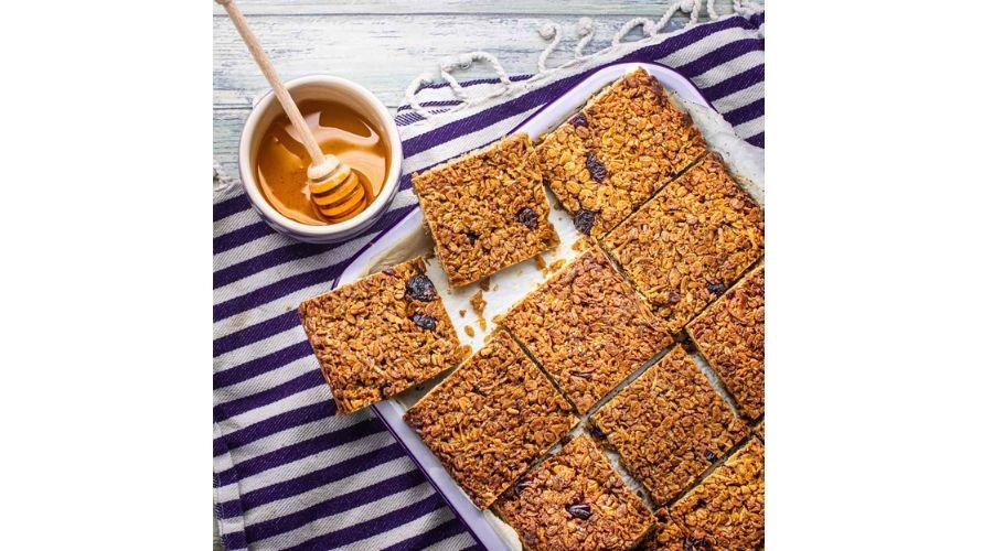 Apple and Cinnamon flapjacks