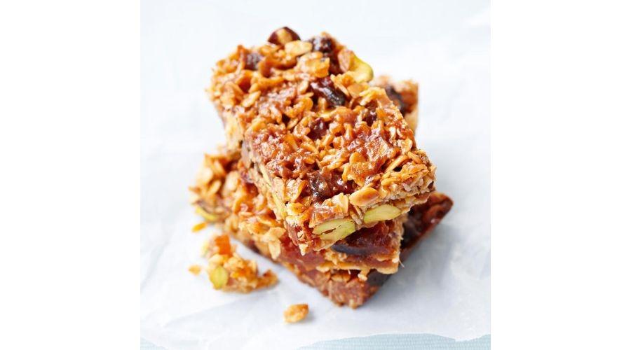 Apricot and pistachio flapjack