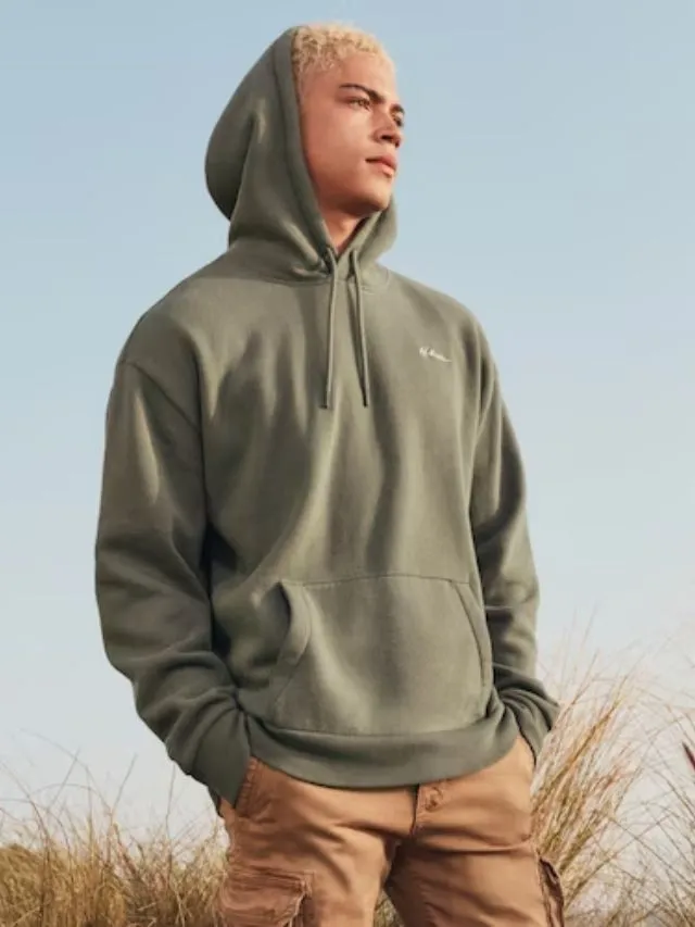 Hoodie Outfits for Men: Stylish & Cozy Fashion