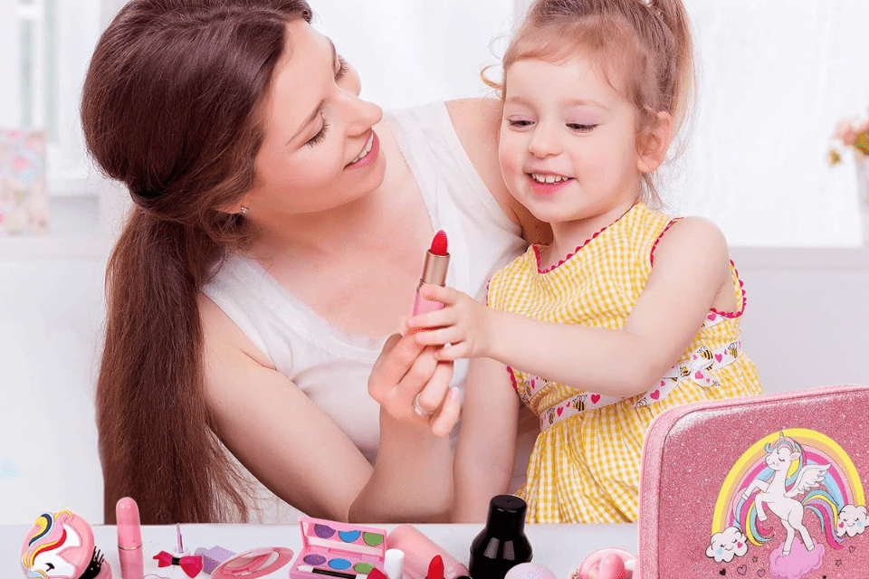 Kids Makeup Kit | Feednexus