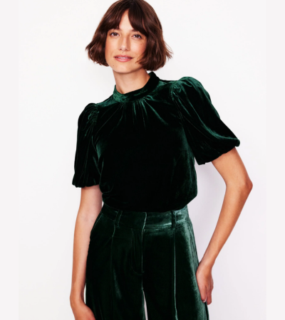 Velvet top with puff sleeves