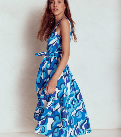 Flared V neck dress with belt