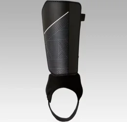 KIPSTA Adult Football Shin Pads Essential 140 Black 1