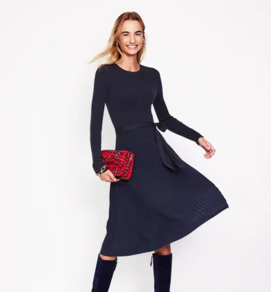 Lola Strick Midikleid