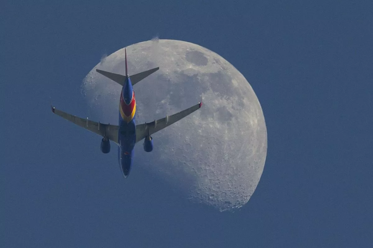 popular flight routes