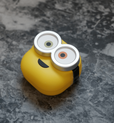 Capa ecologica Minions Bob para Galaxy Buds