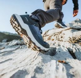 Hiking Gear Pack Essentials (10)