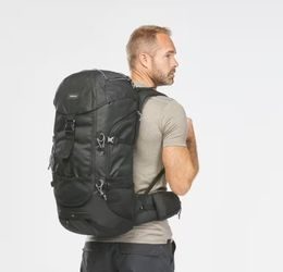 Hiking Gear Pack Essentials (7)