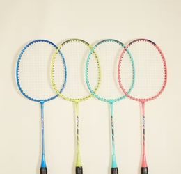 tennis vs badminton racket