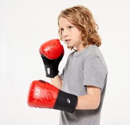 kids-boxing-gloves-red (1)